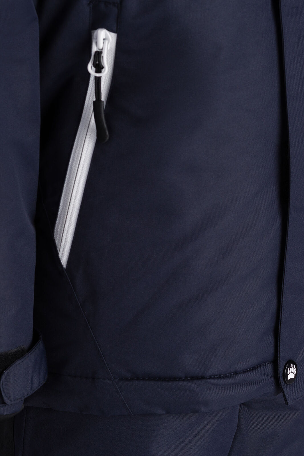 301677-NS-AW18_4.jpg