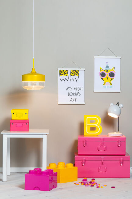 WOODEN-LETTERLAMP-22CM-R-YELLOW-2816_3a.jpg