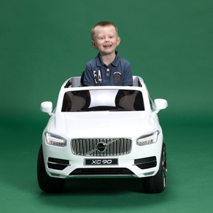 gustav_5år_elbil.jpg